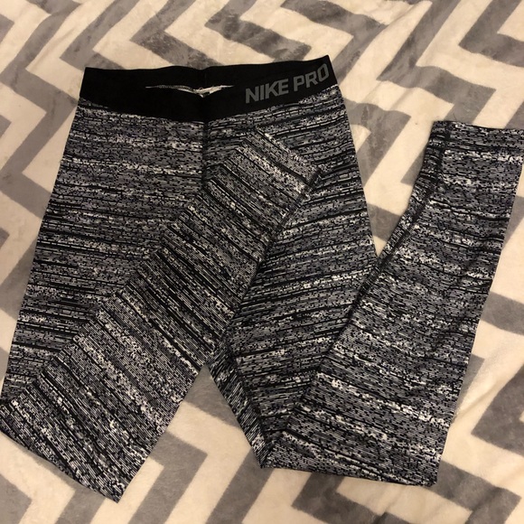 Nike Pants - Nike leggings Fleece lined Dri-Fit